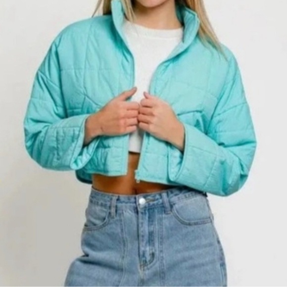 Le Lis Jackets & Blazers - Le Lis Aqua Cropped Quilted Puffer Jacket